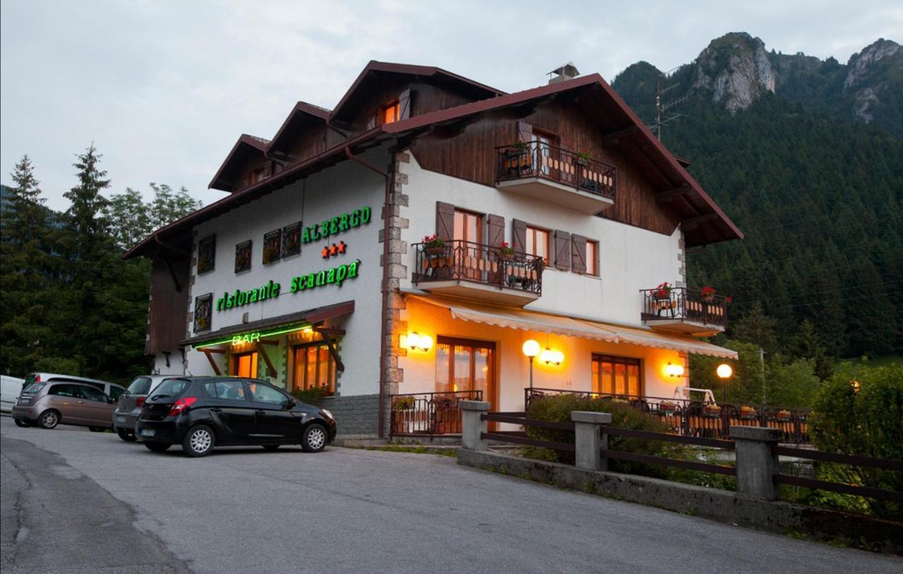 Albergo Ristorante Scanapa Кастионе дела Презолана Екстериор снимка