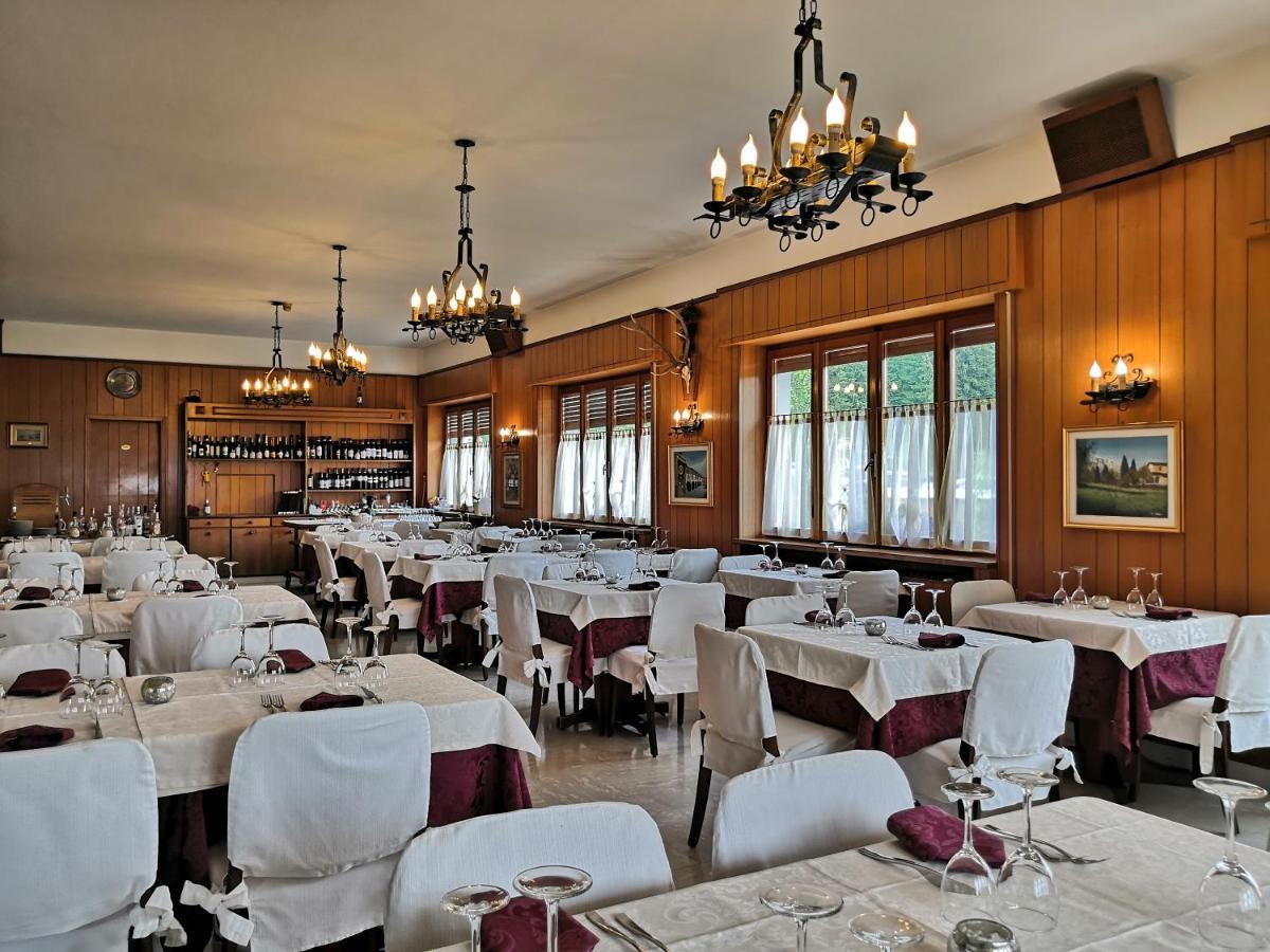 Albergo Ristorante Scanapa Кастионе дела Презолана Екстериор снимка