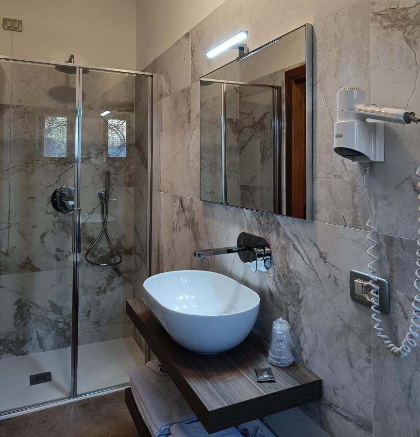 Albergo Ristorante Scanapa Кастионе дела Презолана Екстериор снимка