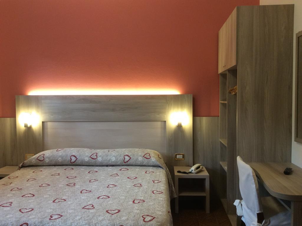 Albergo Ristorante Scanapa Кастионе дела Презолана Екстериор снимка